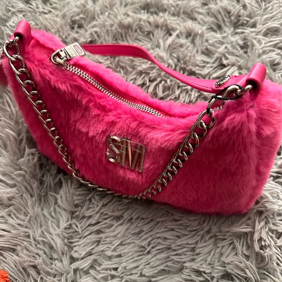 Steve Madden Pink Faux-Fur Chain Shoulder Bag NWT - Picture 2 of 4
